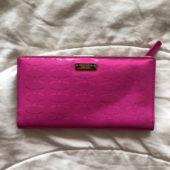 Kate Spade Bifold Wallet - Picture 1 of 5
